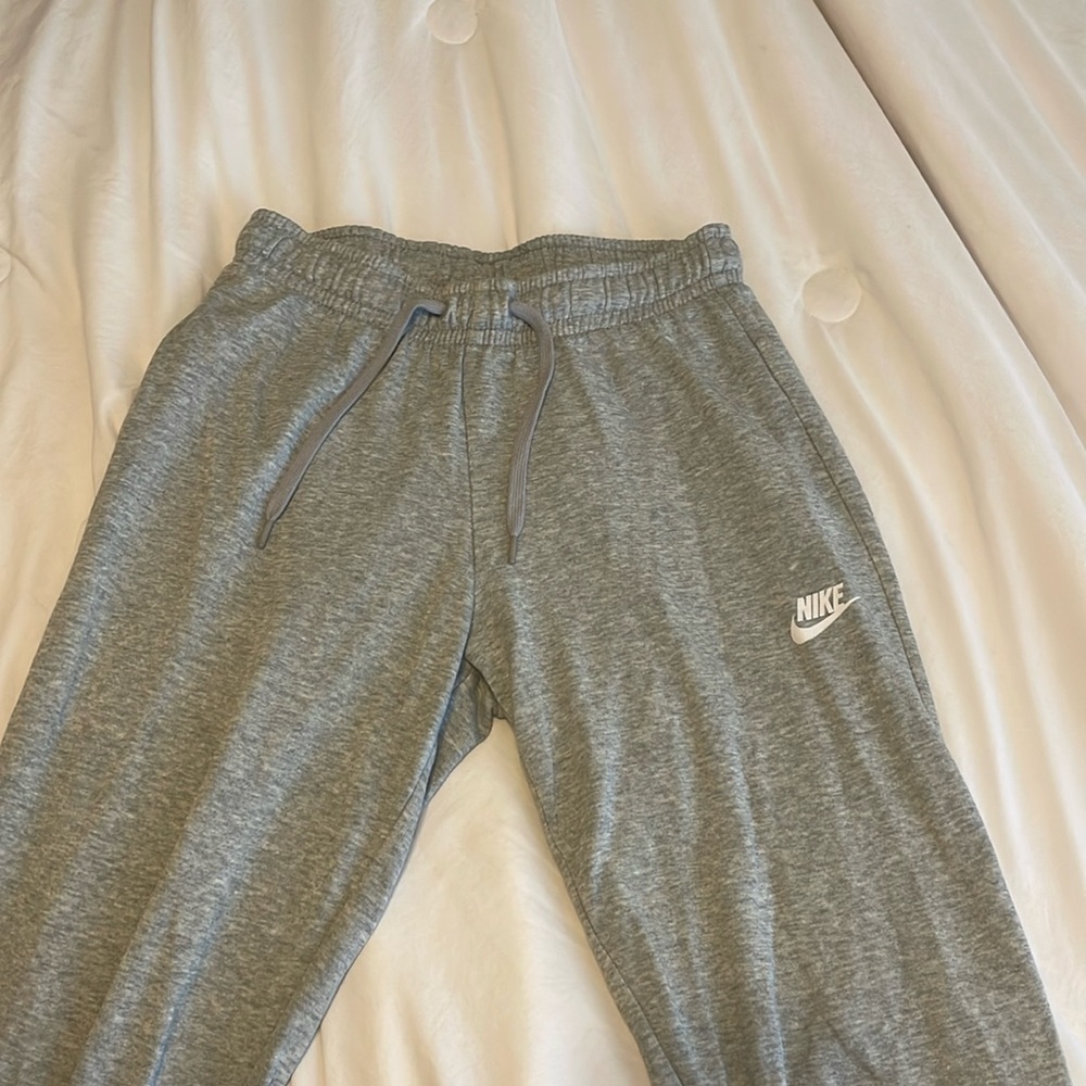 Grey Nike sweatpants